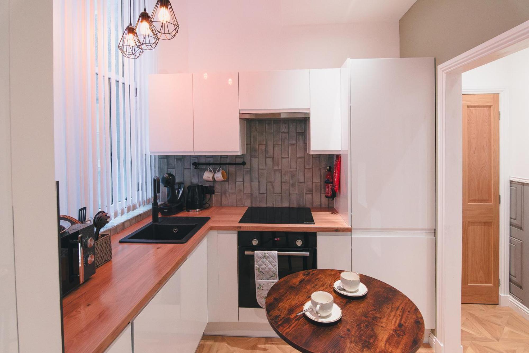 Modern Apartment In Aberdeen City Centre, Guild Street, Free Wifi Exterior foto
